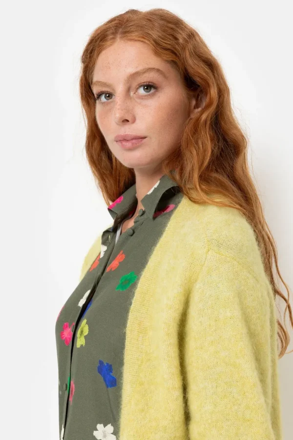 Korte Geel E Cardigan Met V-Hals En Knopen-Terre Bleue Fashion